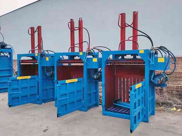 塑料瓶打包機(jī)